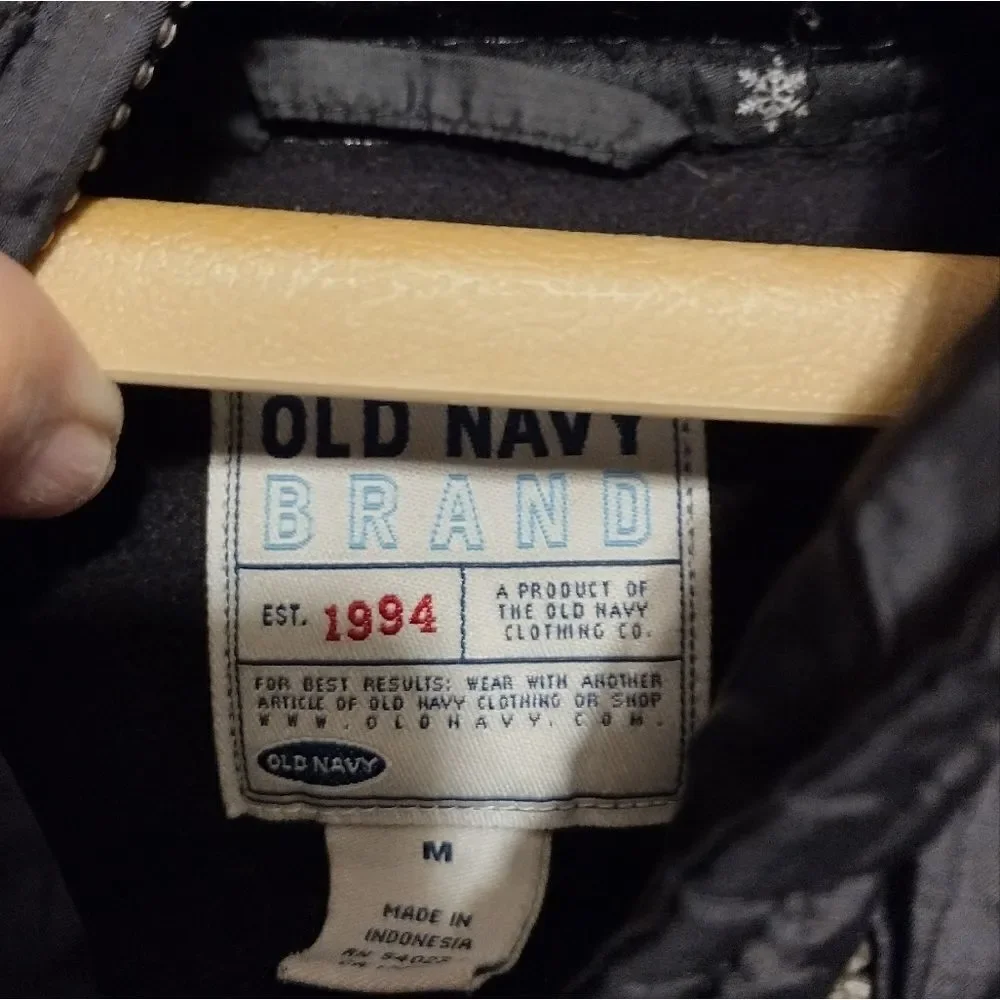 Old Navy down vest - Picture 3 of 6